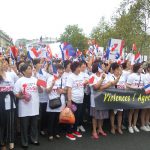 manifestation massive de la communauté chinoise contre le racisme envers les Asiatiques